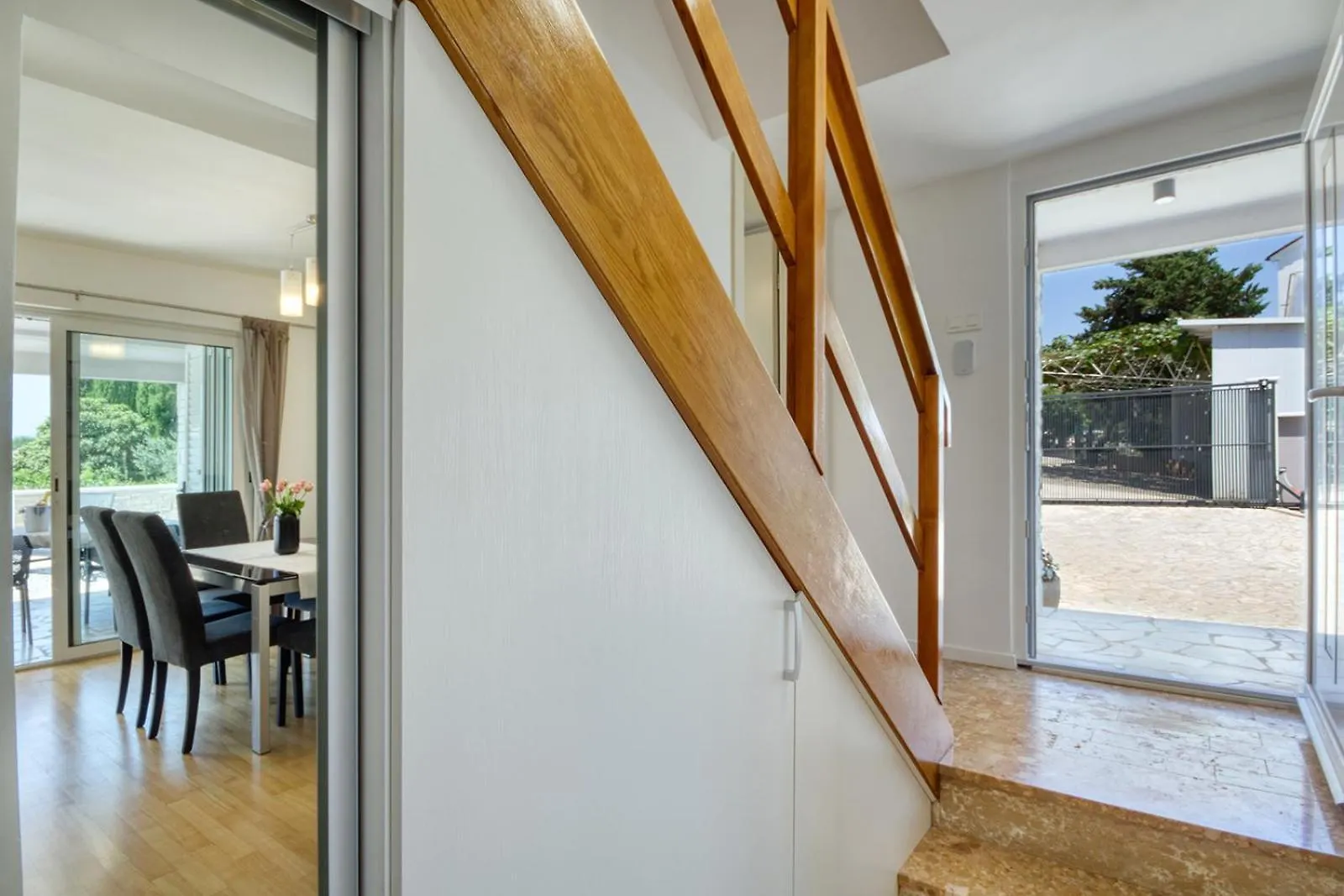 Delightfully House With A Private Pool And A Sea View Villa Premantura