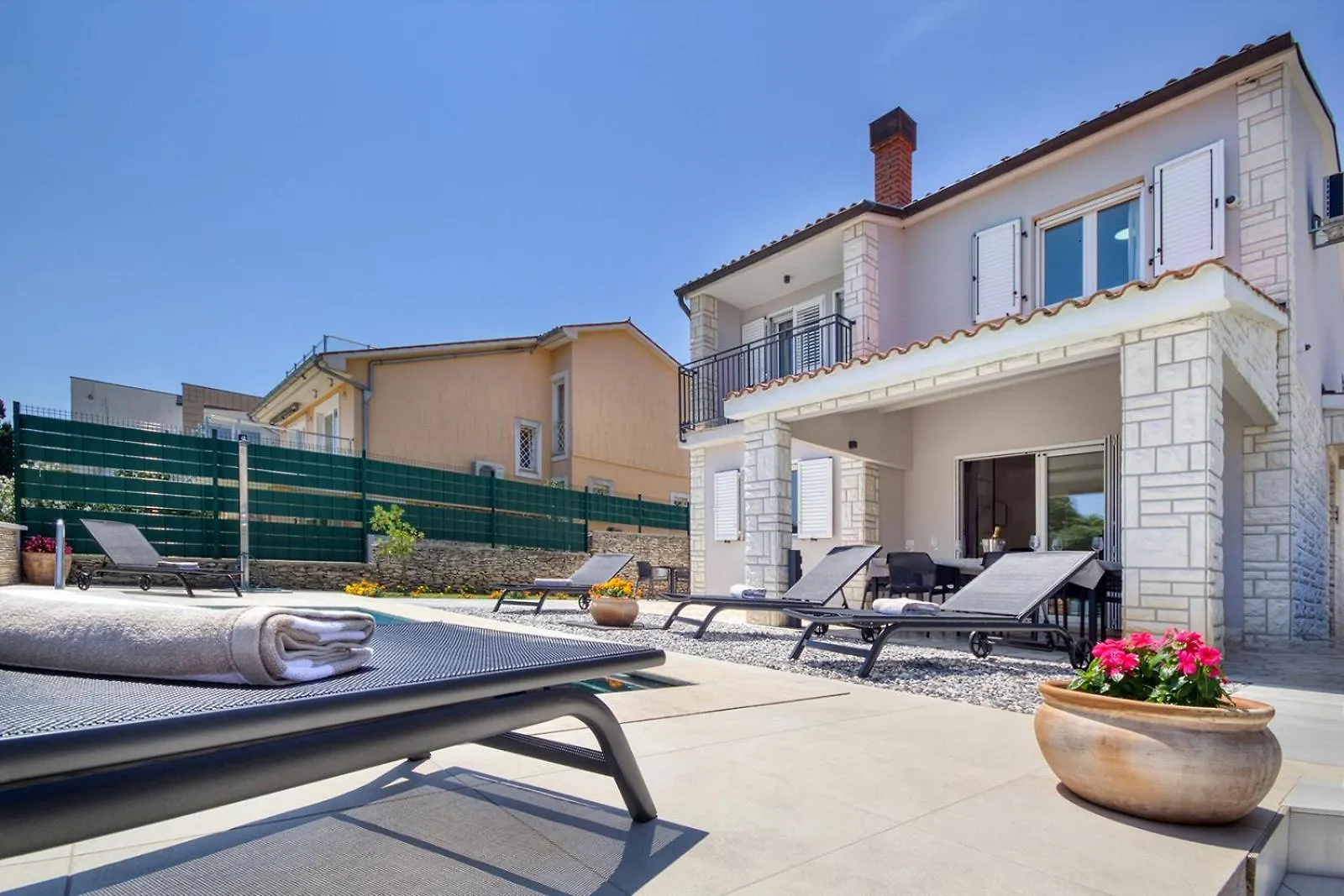 Delightfully House With A Private Pool And A Sea View Villa Premantura Holiday home