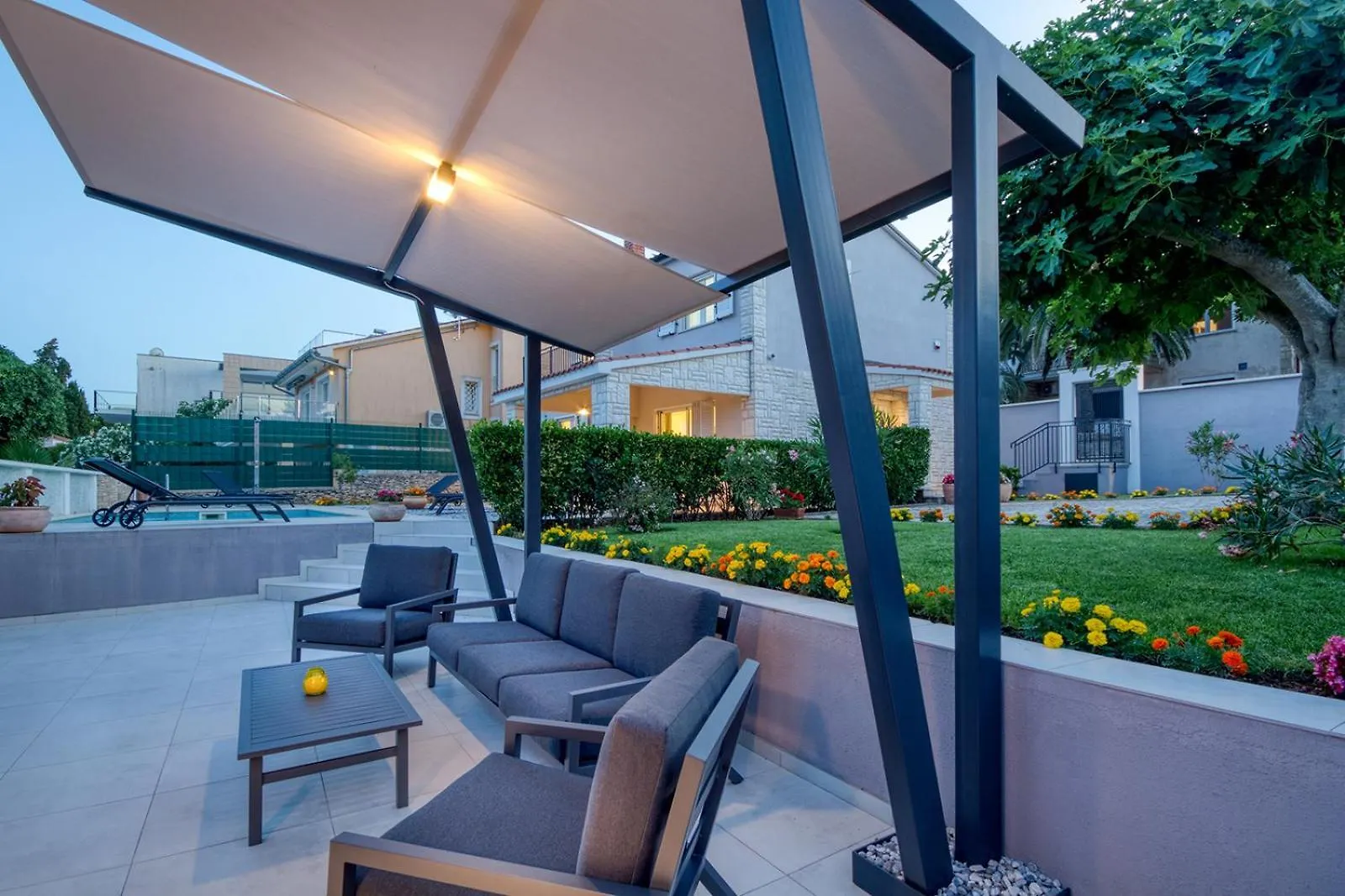 Delightfully House With A Private Pool And A Sea View Villa Premantura